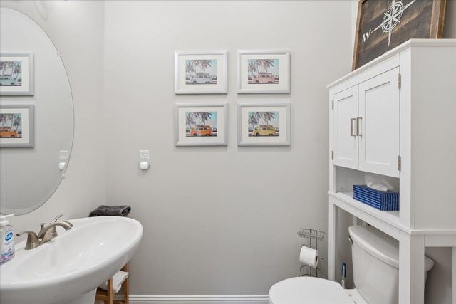 2 Henry David Dr Unit 406, Nashua, NH 03062