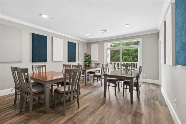 2 Henry David Dr Unit 406, Nashua, NH 03062