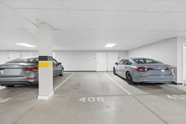 2 Henry David Dr Unit 406, Nashua, NH 03062