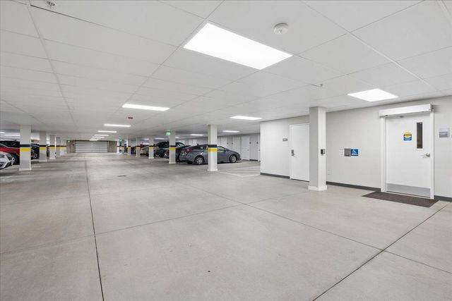 2 Henry David Dr Unit 406, Nashua, NH 03062