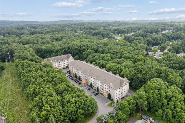 2 Henry David Dr Unit 406, Nashua, NH 03062