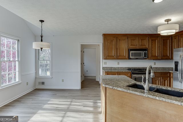 3010 Ashdowne Court, Snellville, GA 30078