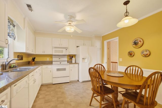 6 Royal Oak Court, Greenville, SC 29607