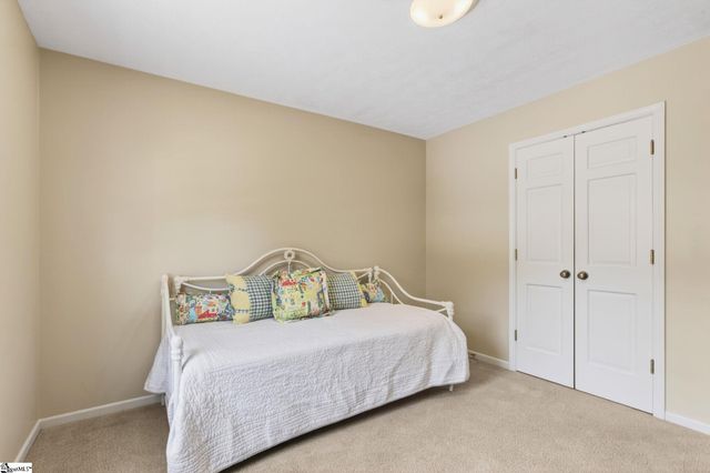6 Royal Oak Court, Greenville, SC 29607