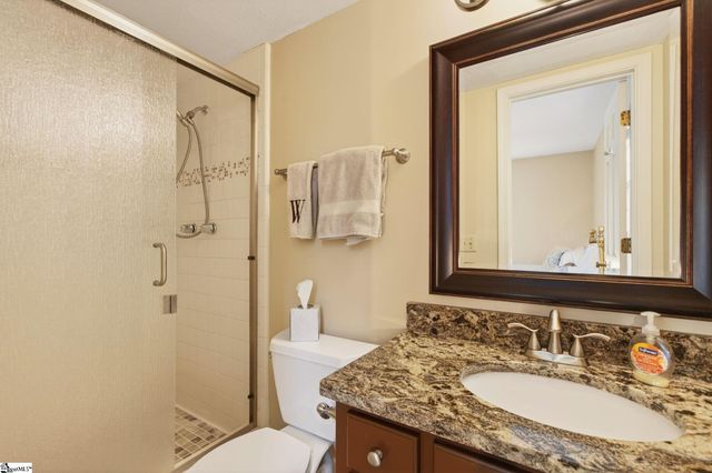 6 Royal Oak Court, Greenville, SC 29607