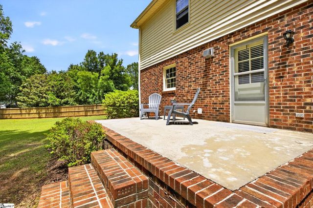 6 Royal Oak Court, Greenville, SC 29607