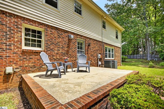 6 Royal Oak Court, Greenville, SC 29607