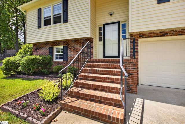 6 Royal Oak Court, Greenville, SC 29607