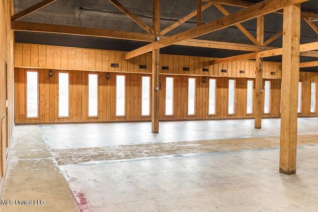 2467 S Highway 43 S, Picayune, MS 39466