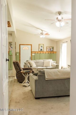 2467 S Highway 43 S, Picayune, MS 39466