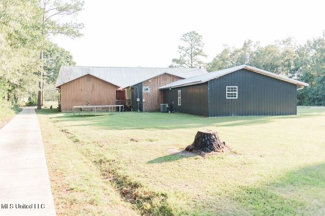 2467 S Highway 43 S, Picayune, MS 39466