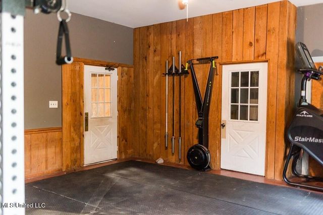 2467 S Highway 43 S, Picayune, MS 39466