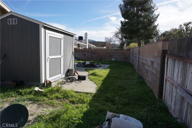 27527 Glasser Avenue, Canyon Country, CA 91351