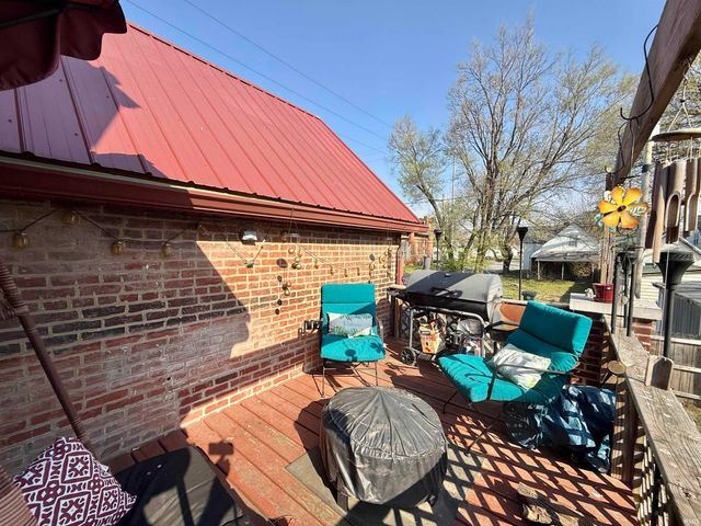 200 E Columbia Street, Evansville, IN 47711