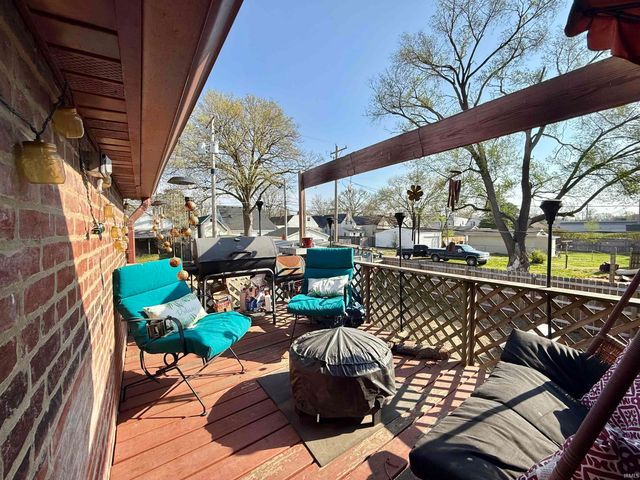 200 E Columbia Street, Evansville, IN 47711