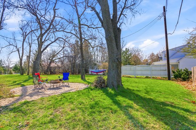 2220 E Stadium Boulevard, Ann Arbor, MI 48104