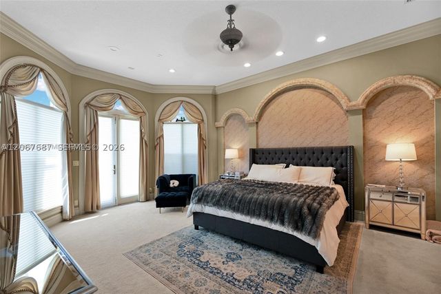 10430 Kestrel St, Plantation, FL 33324