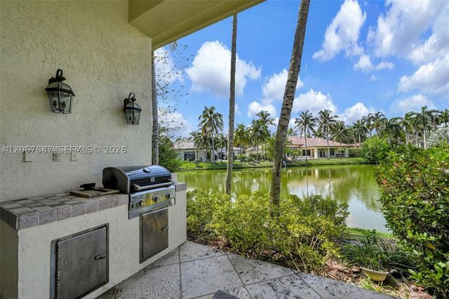 10430 Kestrel St, Plantation, FL 33324