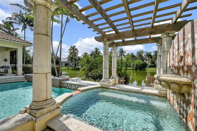 10430 Kestrel St, Plantation, FL 33324