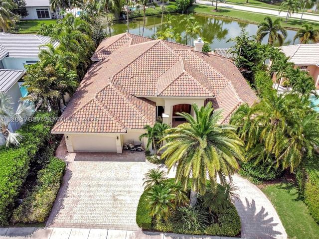 10430 Kestrel St, Plantation, FL 33324