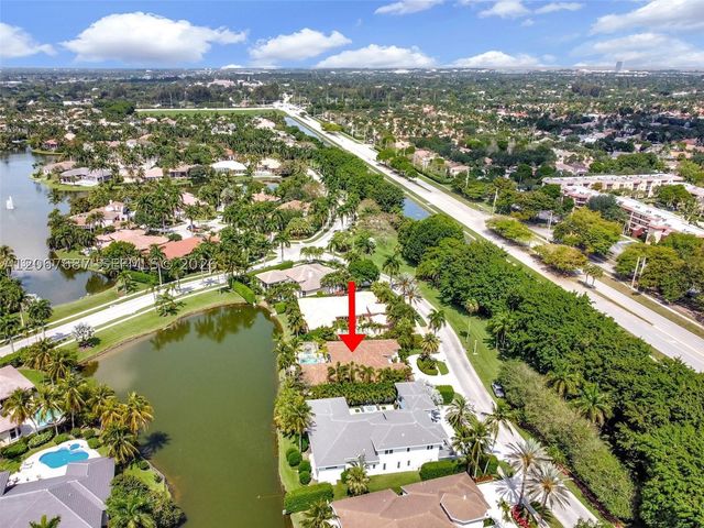 10430 Kestrel St, Plantation, FL 33324