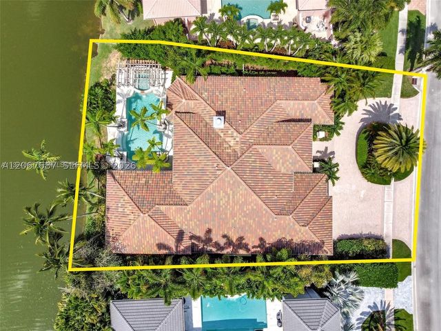 10430 Kestrel St, Plantation, FL 33324