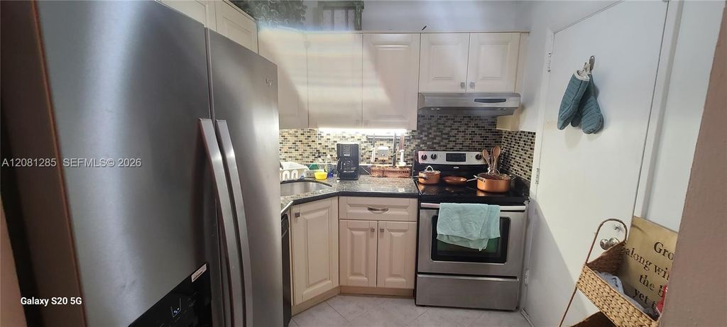 424 N Riverside Drive 205, Pompano Beach, FL 33062