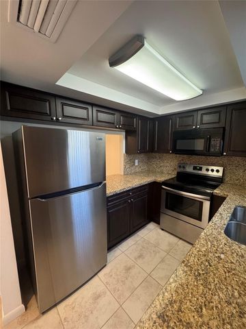 3327 NW 101st Avenue, Coral Springs, FL 33065