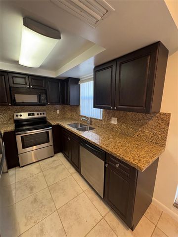 3327 NW 101st Avenue, Coral Springs, FL 33065