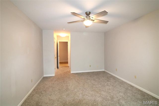 15022 Baxter Village Drive, Chesterfield, MO 63017