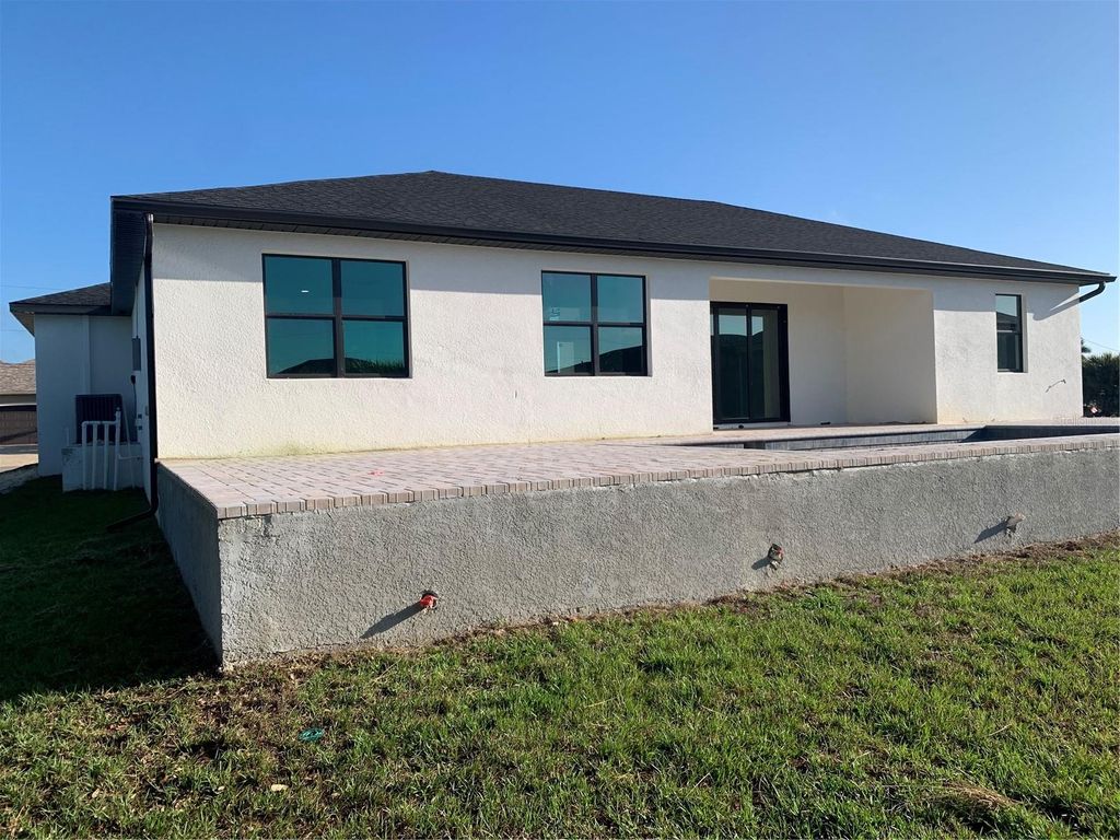 Image 3 of property listing at 15619 STAUNTON CIRCLE, Port Charlotte, FL 33981