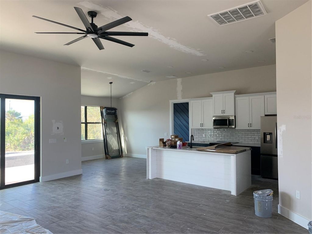 Image 10 of property listing at 15619 STAUNTON CIRCLE, Port Charlotte, FL 33981