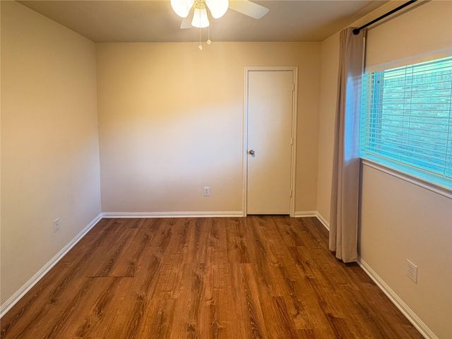 10214 Mills Run Drive, Houston, TX 77070