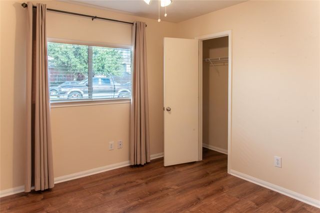 10214 Mills Run Drive, Houston, TX 77070