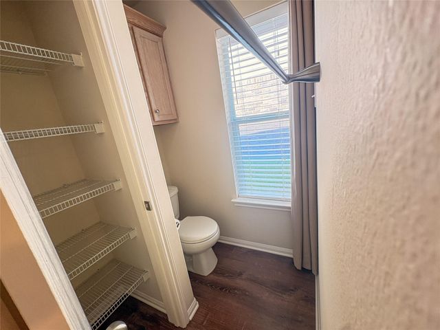 10214 Mills Run Drive, Houston, TX 77070