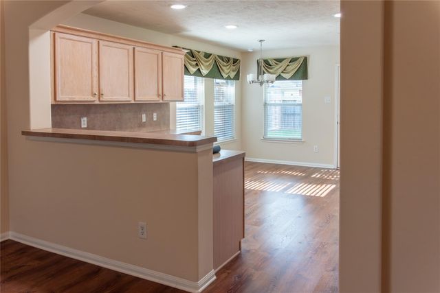 10214 Mills Run Drive, Houston, TX 77070