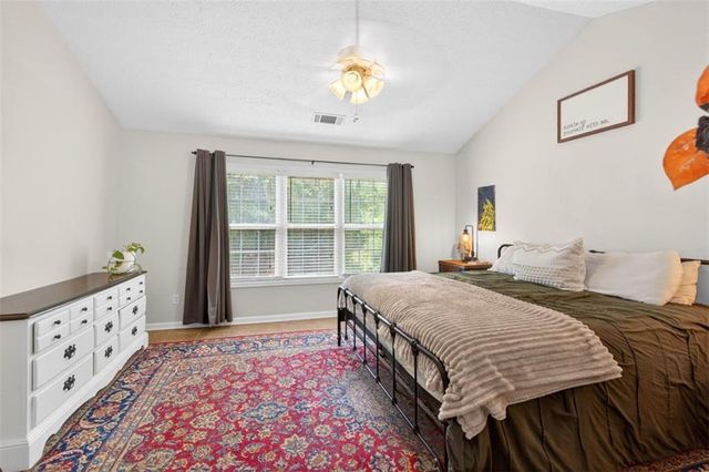 1008 Autumn Trace, Monroe, GA 30656
