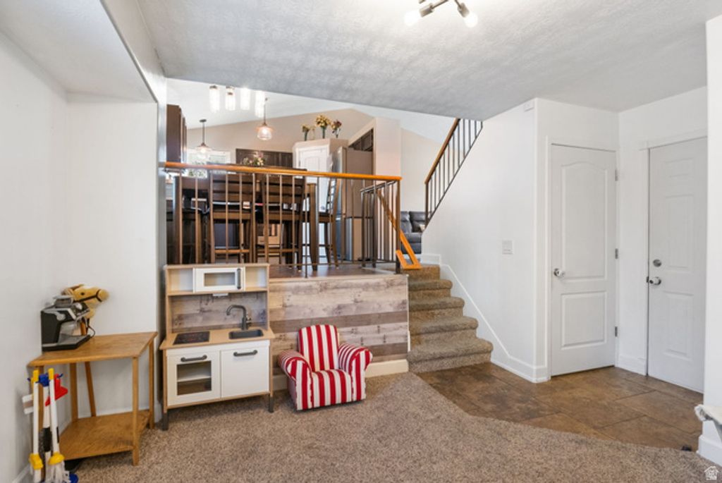 Image 12 of property listing at 6216 W RANCHO MARTIN CIR, West Valley City, UT 84128