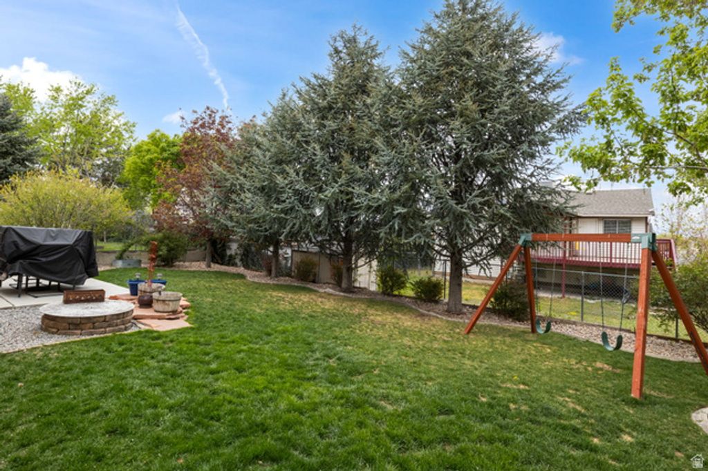 Image 32 of property listing at 6216 W RANCHO MARTIN CIR, West Valley City, UT 84128