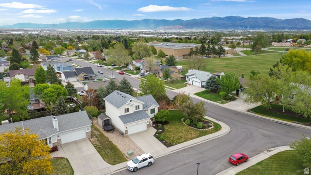 Image 36 of property listing at 6216 W RANCHO MARTIN CIR, West Valley City, UT 84128