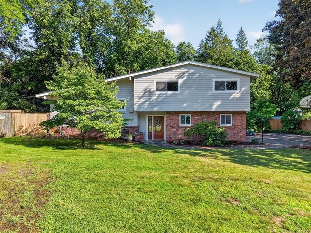 463 Old Connecticut Path, Wayland, MA 01778