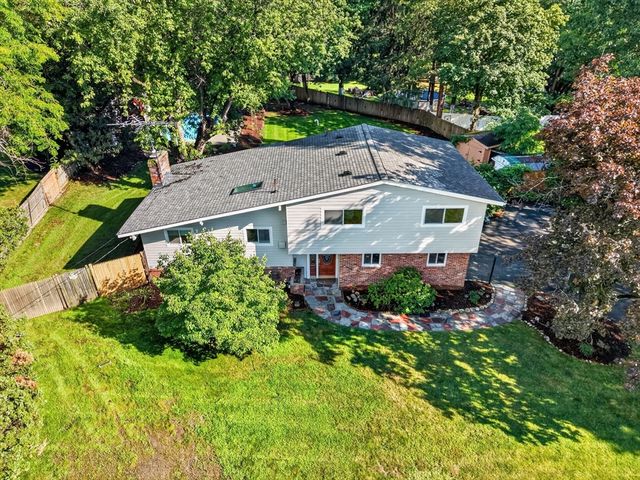 463 Old Connecticut Path, Wayland, MA 01778