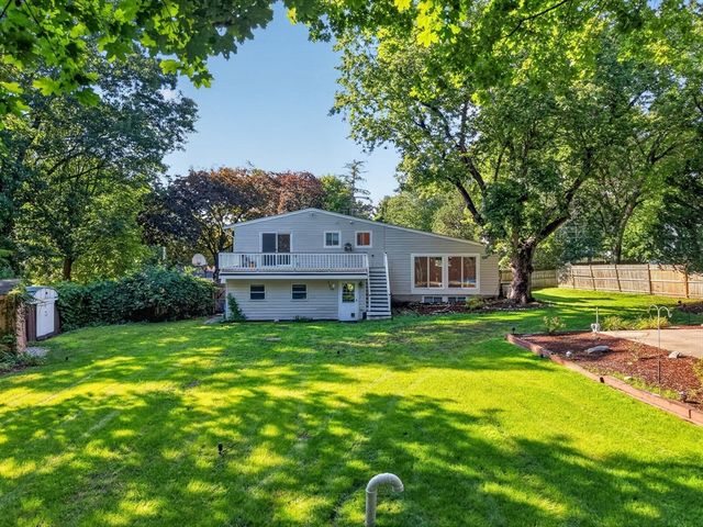 463 Old Connecticut Path, Wayland, MA 01778