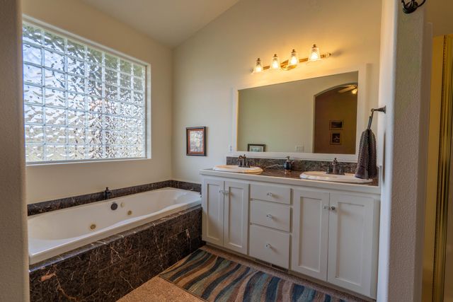 11588 SW Horny Hollow Trail, Terrebonne, OR 97760