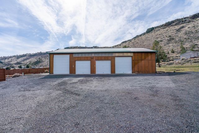 11588 SW Horny Hollow Trail, Terrebonne, OR 97760