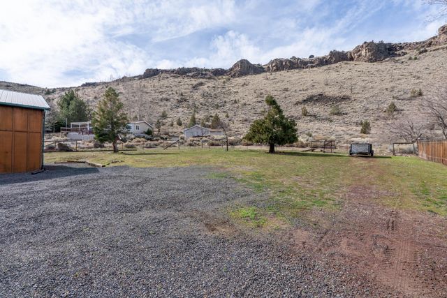 11588 SW Horny Hollow Trail, Terrebonne, OR 97760