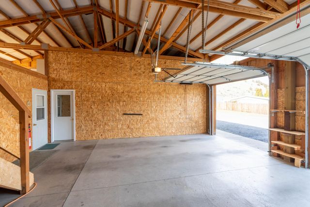 11588 SW Horny Hollow Trail, Terrebonne, OR 97760