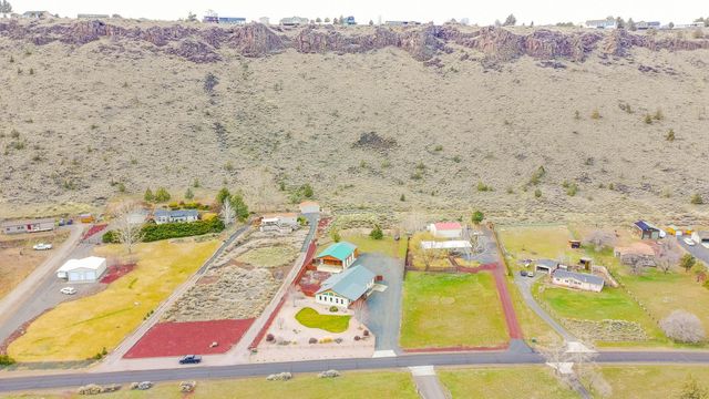 11588 SW Horny Hollow Trail, Terrebonne, OR 97760