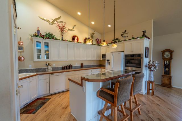 11588 SW Horny Hollow Trail, Terrebonne, OR 97760