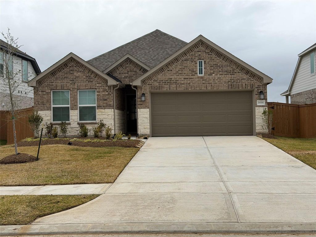 14106 Baikal Manor Drive, Santa Fe, TX 77510